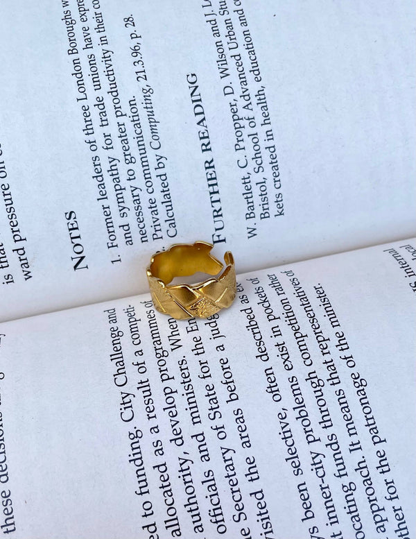 خاتم استنالس