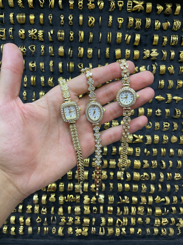 عرض 3 ساعات انسيال معدن