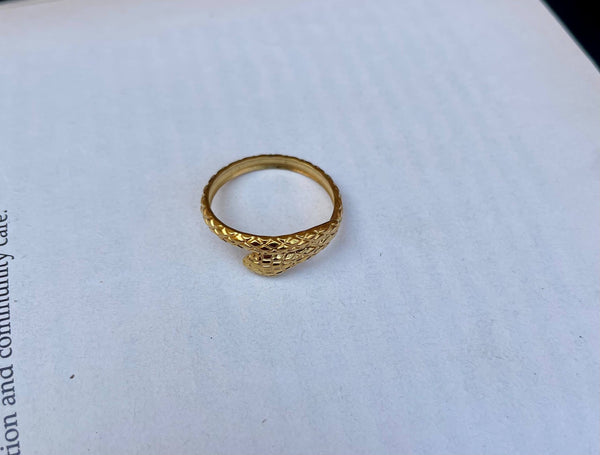 خاتم استنالس